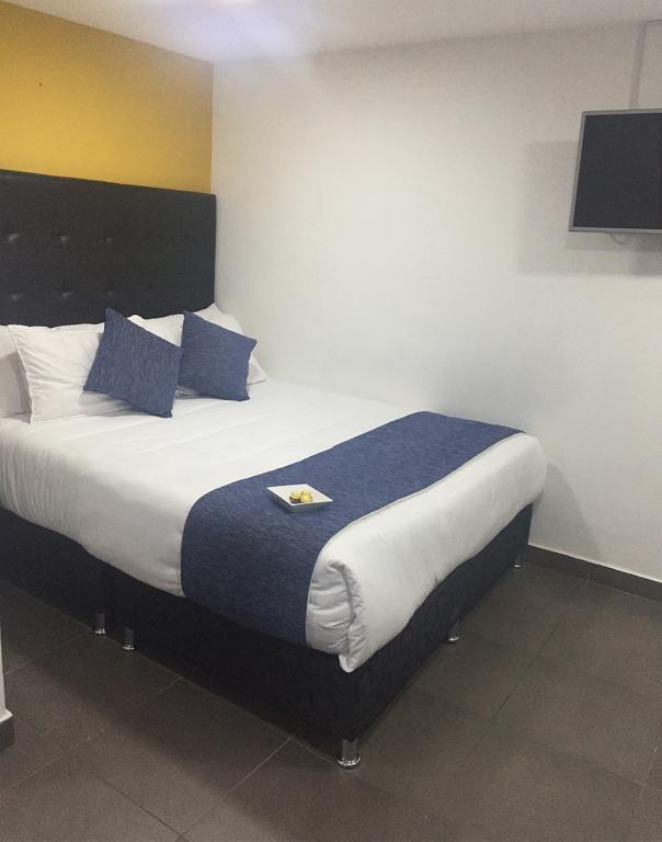 Hotel Aj Ferial Богота Екстер'єр фото