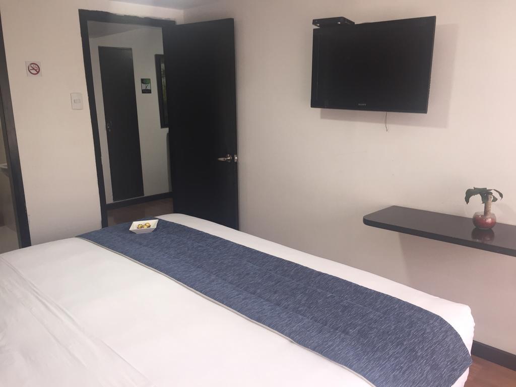 Hotel Aj Ferial Богота Екстер'єр фото